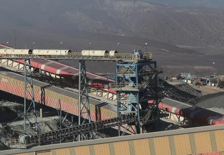 Cochilco también proyectó un volumen de producción en Chile de cerca de 6 millones de toneladas para este año. EFE