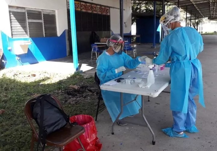 Es preocupante la situación de la covid-19, en las provincias de Cocle, Veraguas, Los Santos, Herrera, ya que hay una gran cantidad de pacientes que están requiriendo hospitalización en los diversos centros del país cuya capacidad ha ido mermando.