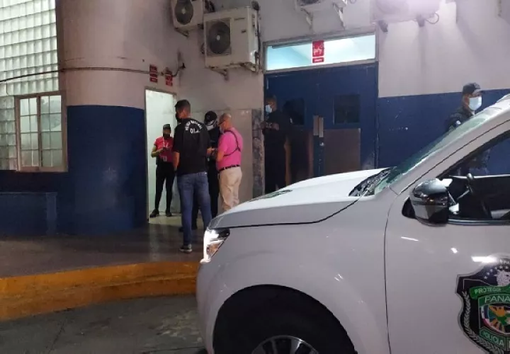 Las autoridades lograron la detención de una persona, que portaba un arma de fuego y varias municiones.