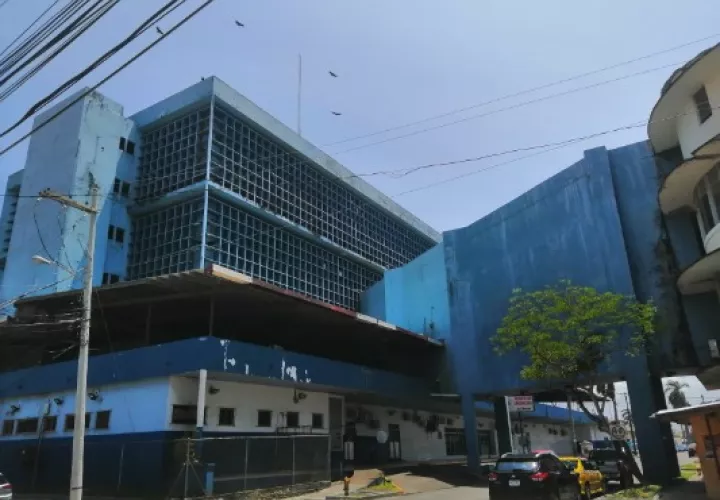 La persona que fue atacada por los delincuentes fue llevado al cuarto de urgencias del Complejo hospitalario Dr. Manuel Amador Guerrero. 