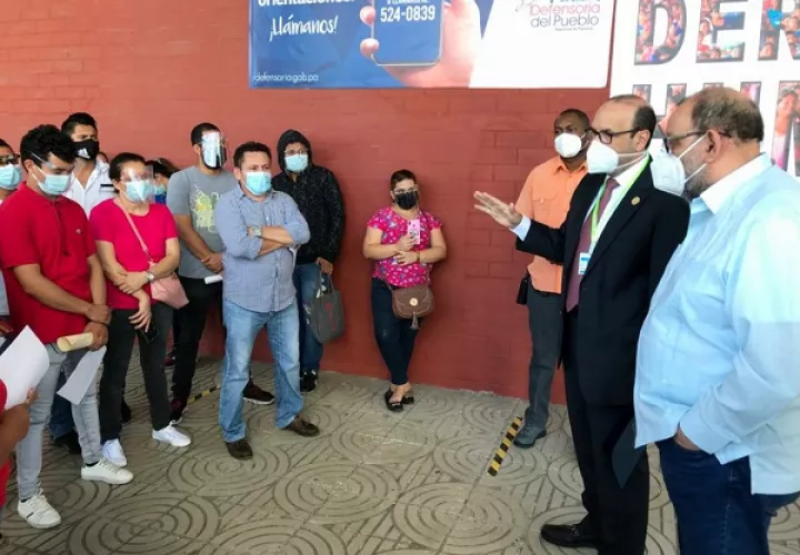 El Defensor del Pueblo, Eduardo Leblanc González, ha conversado con los nicaragüenses.  