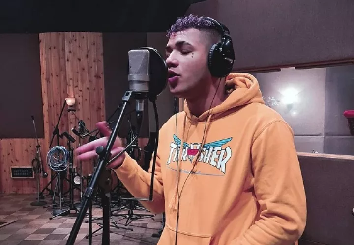 'El Boza' está trabajando en el  TSM Studio. Foto: Instagram / @bozamusic