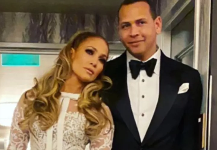 Jennifer López y Alex Rodríguez podrían casarse este 2021, pues aplazaron su boda el año pasad. Foto: Instagram