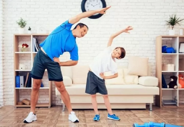 El juego es una actividad que ayuda a aliviar el estrés, la ansiedad, potencia la relajación, fortalece los lazos familiares, entre otros beneficios. Foto: Cortesía / IPHE