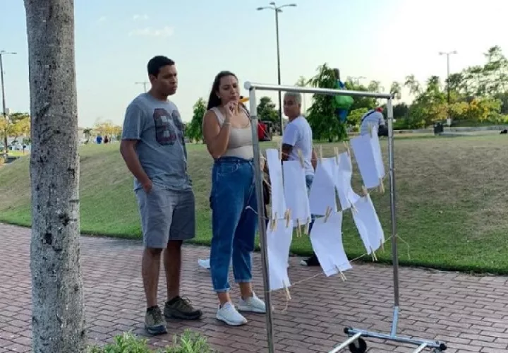 Proyecto 'Cuéntanos tu historia'. Foto: Twitter / @niunomaspanama