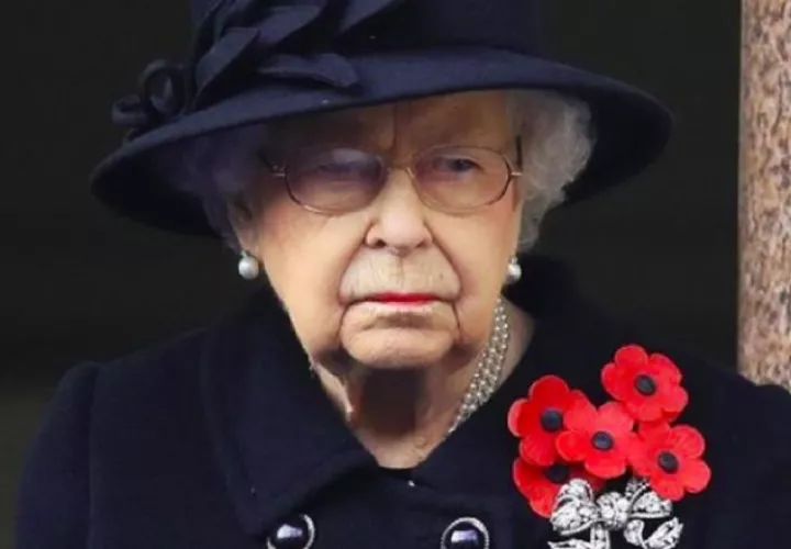 Reina Elizabeth II. Archivo