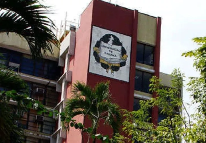 En coordinación con el Minsa la Facultad de Enfermería, con presencia en todas las provincias, participarán en el proceso de vacunación contra la covid-19.