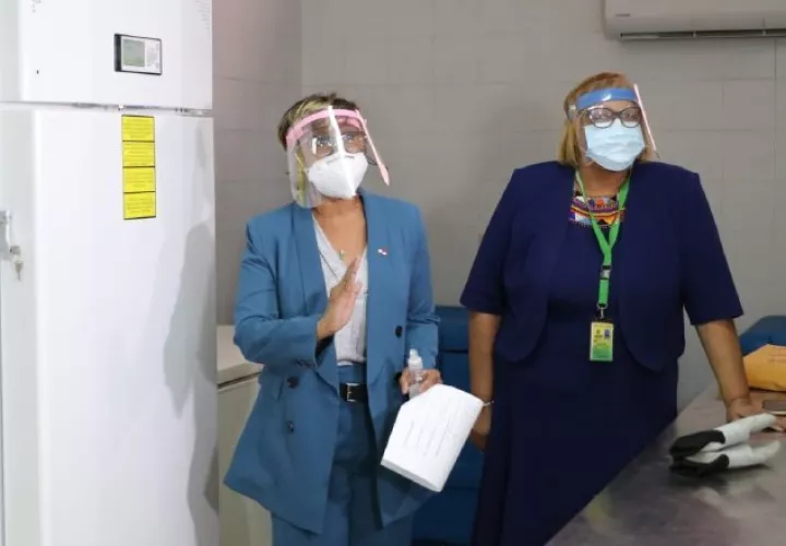 El primer congelador de ultrabaja temperatura fue entregado al PAI, el jueves 31 de diciembre, Cortesía
