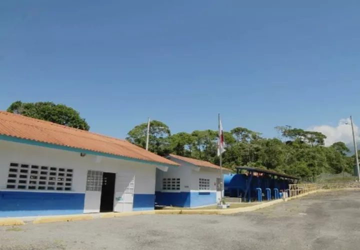 Los trabajos incluyen, además, la rehabilitación del camino de acceso, la construcción de una toma temporal y la instalación de 800 metros de tubería de 12 pulgadas.