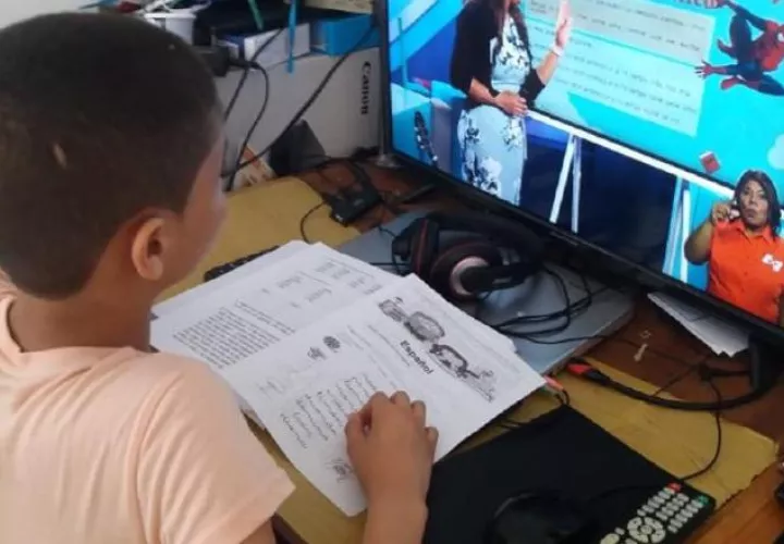 El primer trimestre del año escolar se desarrollará a distancia. Archivo