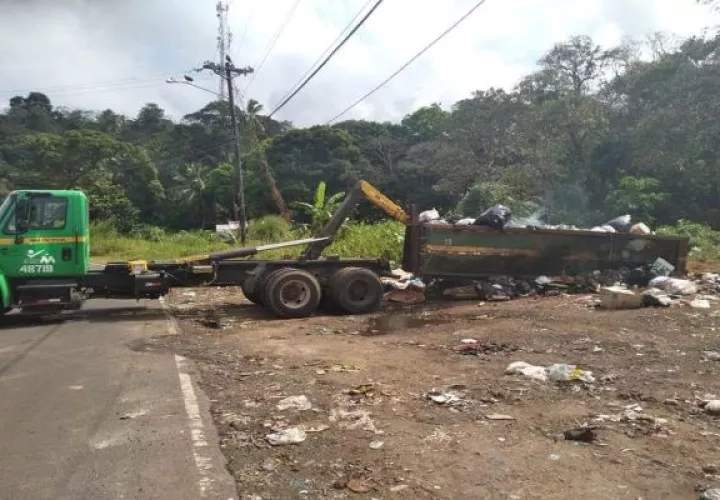 Chagres, al igual que el resto de los distritos en la provincia de Colón, no cuentan con un relleno sanitario.