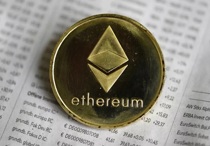 La criptodivisa de la red descentralizada empieza con fuerza. EFE