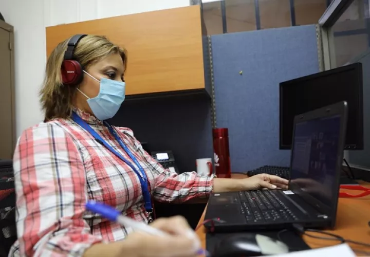 Para dictar estos cursos virtuales, unos 800 instructores se han capacitado en el manejo de plataformas digitales.