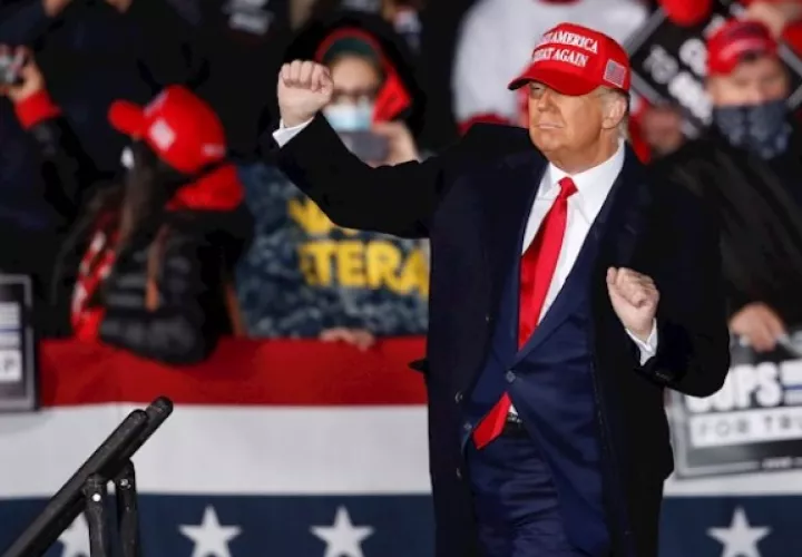 Donald Trump fue absuelto este sábado por el Senado. Foto: EFE
