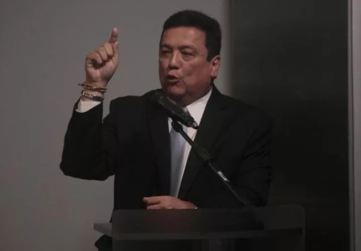 Procurador Eduardo Ulloa.