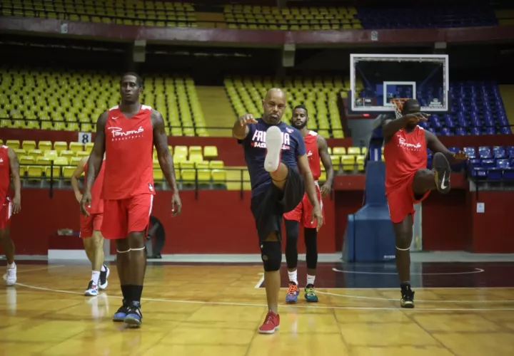 La selección Nacional de Baloncesto se prepara para su ultimo encuentro ante Uruguay rumbo al AmeriCup 2022. Foto: @FePaBa
