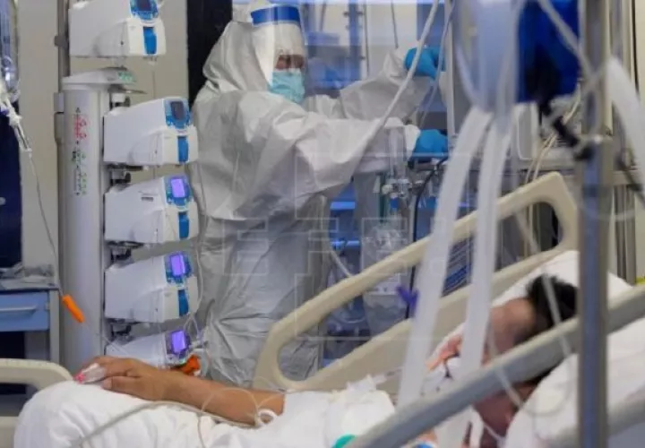 Los servicios de cuidados intensivos han sido los más afectados y en estos se encuentran los pacientes con mayores factores de riesgo.