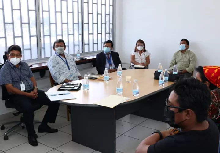 Reunión para coordinar el censo.