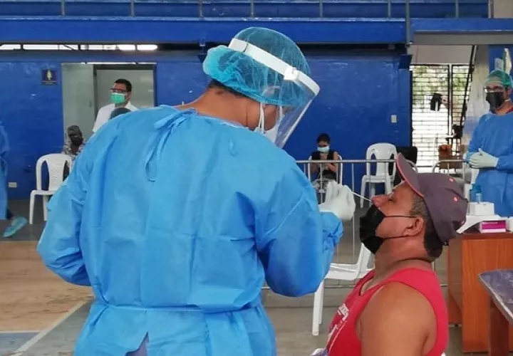 Los casos activos de coronavirus suman 34,718 a nivel nacional. Foto cortesía Minsa