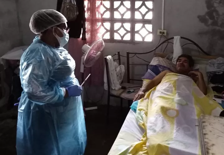 Personal de salud se trasladó a las residencias. 