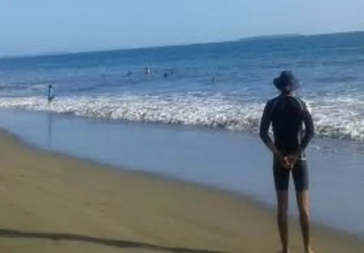 Rumbo aclaró que en las provincias de Darién, Bocas del Toro y Chiriquí, mantendrán sus playas abiertas de lunes a domingo de 6:00 a.m. a 4:00 p.m.