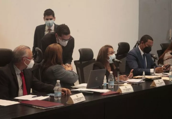 El proyecto será discutido en el Pleno. Las clases inician el lunes. Foto: Víctor Arosemena