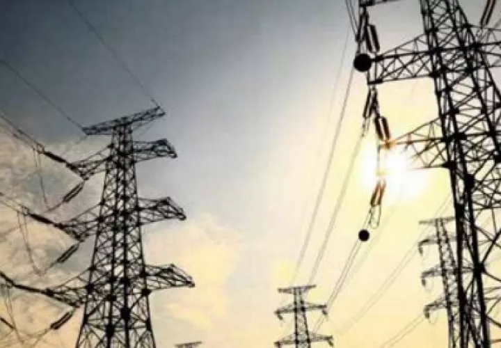 Es impensable un futuro sostenible sin la descarbonización de la energía, subrayó la Coparmex. EFE