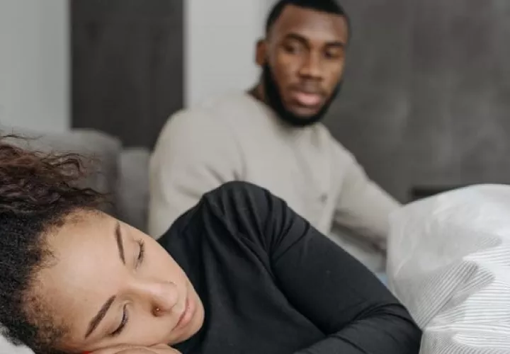 El deseo y el nivel de satisfacción sexual de la mujer también suele afectarse por este trastorno, originando otras disfunciones. Foto: Ilustrativa / Pexels