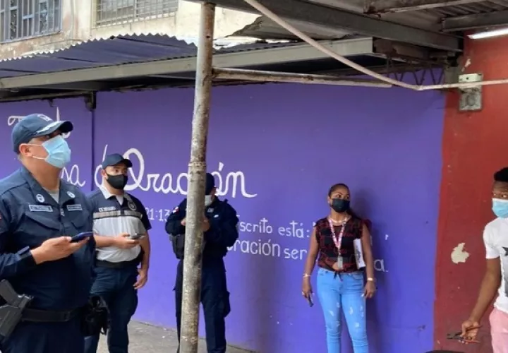La Policía Nacional realiza operativos para evitar carnavales clandestinos.