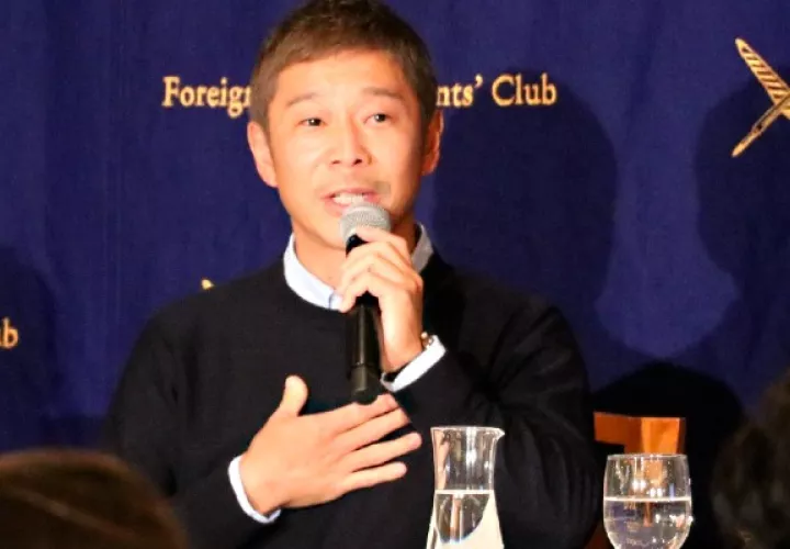 El empresario nipón Yusaku Maezawa, elegido primer turista espacial de la historia. Foto:EFE