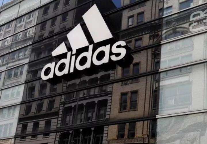 Desde el 1 de enero Adidas ha cambiado su estructura. EFE