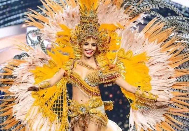 Angie Keith luciendo el traje 'Zaracundé'. Instagram