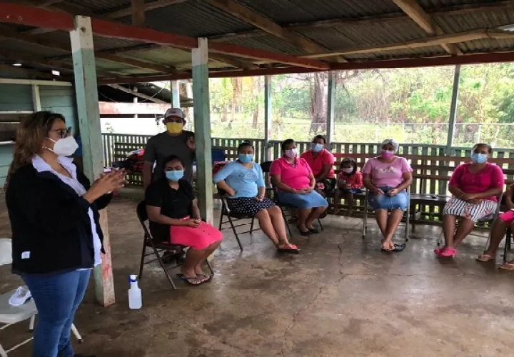 Las mujeres manifestaron su preocupación por la baja que se ha dado en la pesca de Tilapia, una de las principales especies en esta zona. 