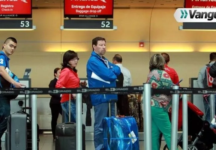 Avianca destacó "que por lo pronto dichas conexiones no se cerrarán indefinidamente y en algunos casos se retomarán desde abril. EFE