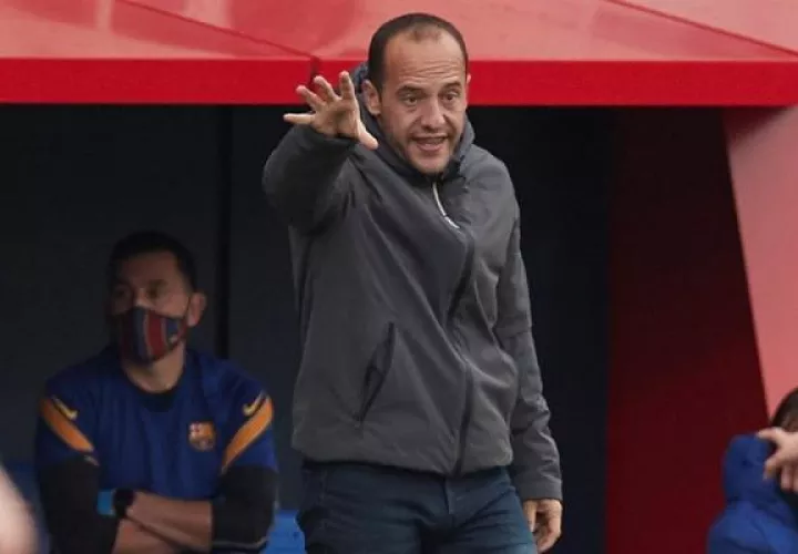 El entrenador del FC Barcelona, Lluís Cortés.