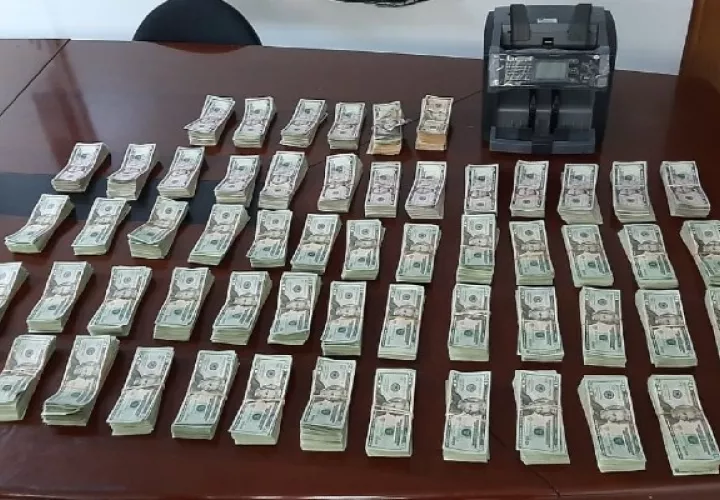 Sorprenden a funcionario del Órgano Judicial con importante suma de dinero en efectivo. Foto:Cortesía