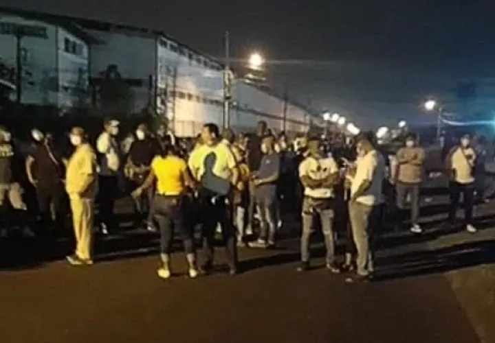 Los manifestantes consideran que los puertos no aportan nada a la provincia de Colón.