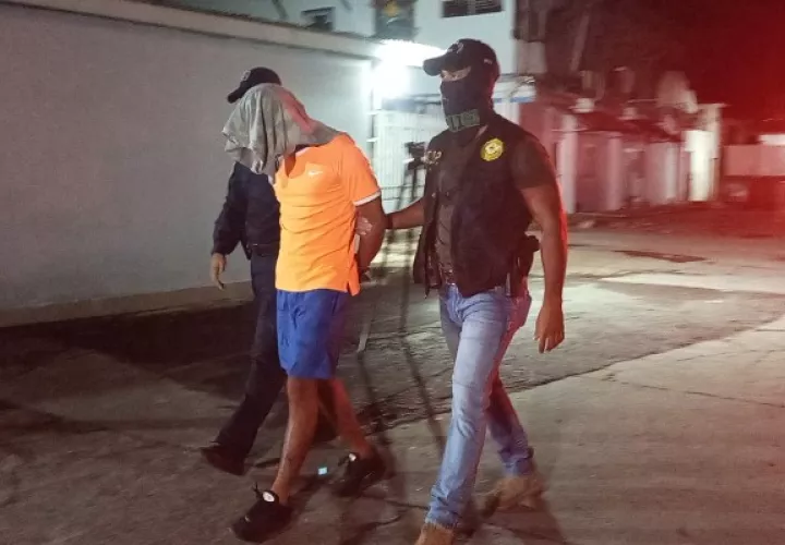 Corresponderá al Ministerio Público solicitar al Órgano Judicial agendar una fecha para la audiencia de control de garantías en el Sistema Penal Acusatorio por este caso.