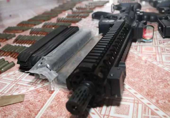 En las incautaciones se incluyen armas de guerra de grueso calibre. Foto:Cortesía