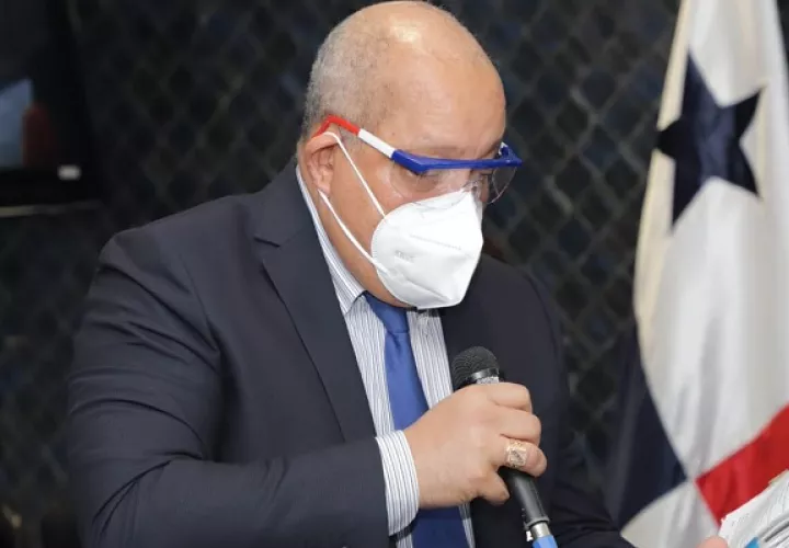 Crispiano Adames arremetió contra Enrique Mendoza.