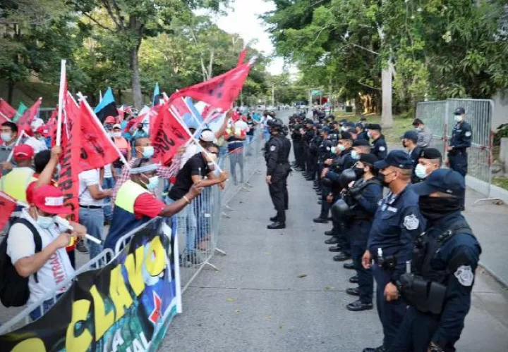 Con la retirada de algunas organizaciones, las protestas podrían intensificarse las próximas semanas.