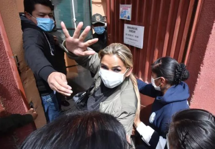 La expresidenta interina de Bolivia Jeanine Àñez