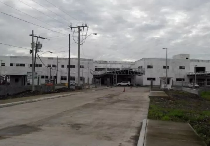Así quedó la construcción del hospital de Bugaba, distrito que se ha visto privado por años de tener una instalación de este nivel. Archivo