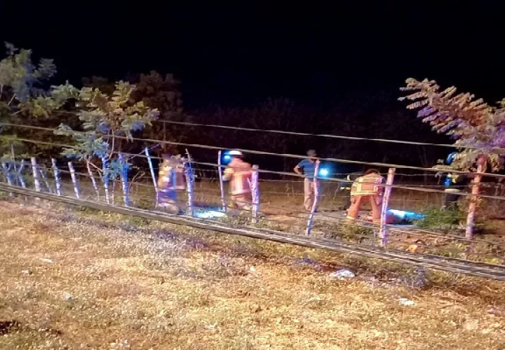 La joven Enith Quintero fue auxiliada por personas que viajaban por el lugar,
