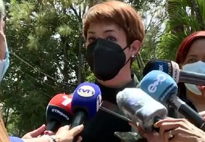 Mayra Inés Silvera aseguró que su salida guarda relación con algunos hallazgos que hizo.
