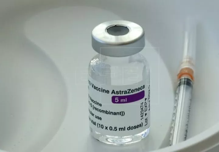 Panamá espera adquirir 1,121,900 dosis de la vacuna de AstraZeneca.