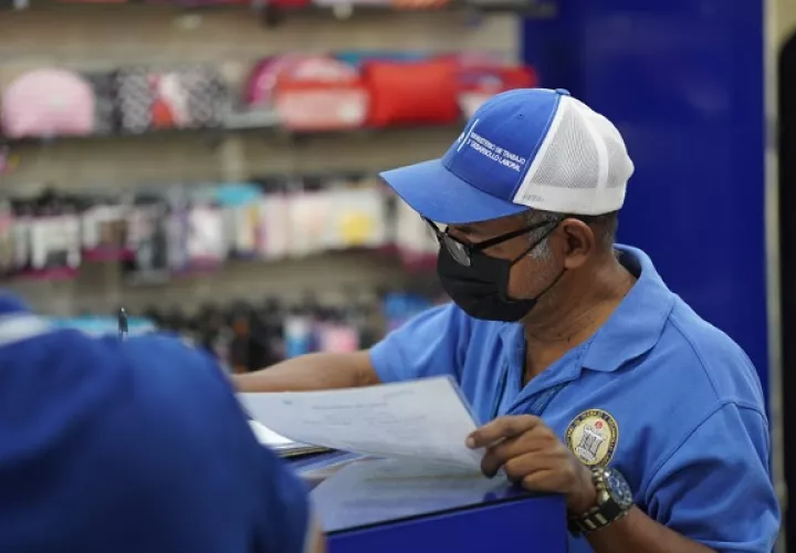 Mitradel realiza operativos de verificación en las diferentes empresas y locales.