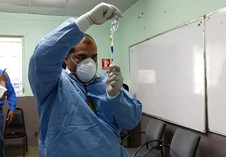 En la provincia de Panamá Oeste, se tenían enlistados 834 pacientes encamados los cuales fueron atendidos por 14 equipos de vacunación. Foto: Eric Montenegro