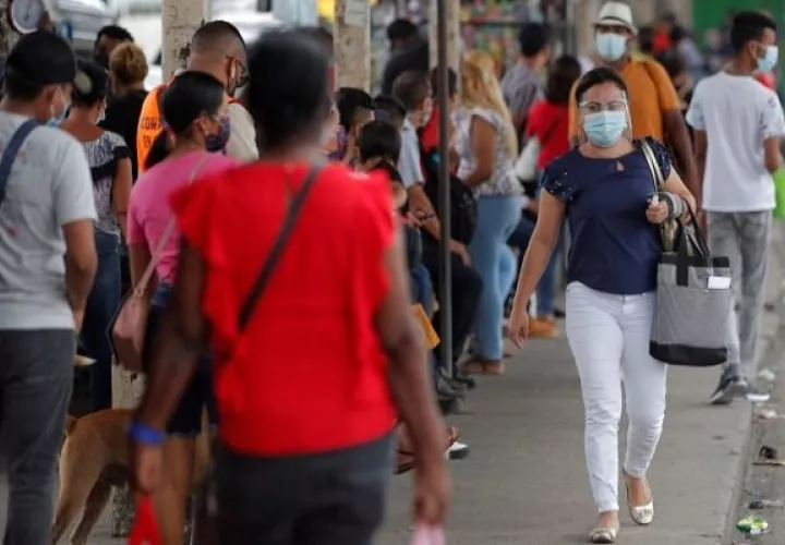 Cuando muchos países experimentan una tercera ola por los casos de covid-19 podemos decir que Panamá registra índices que nos indican que la situación la hemos manejado bien, dijo el titular de Salud.