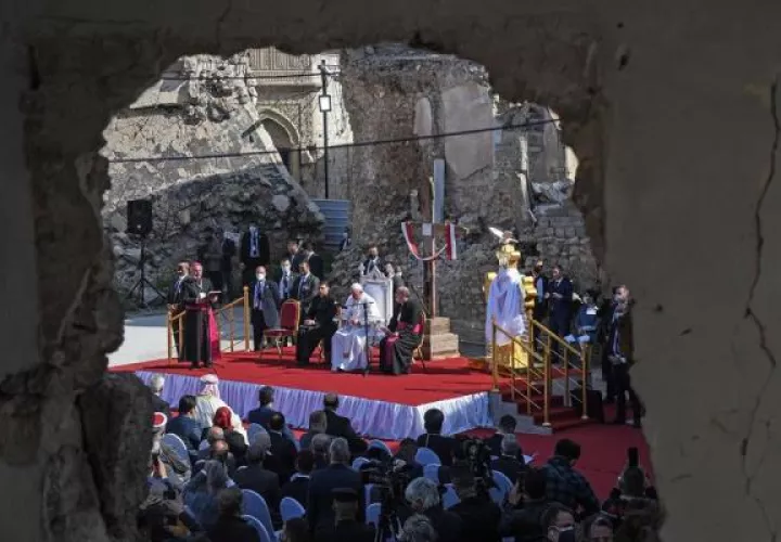 Misa multitudinaria ofrecida por el papa Francisco. 